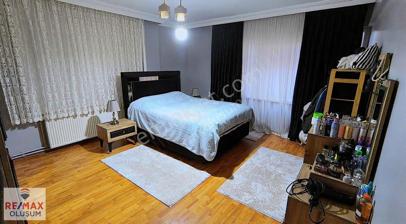 Güneşli Üsküp Caddesi Kapalı Balkon 2+1 Daire Net 100 M2