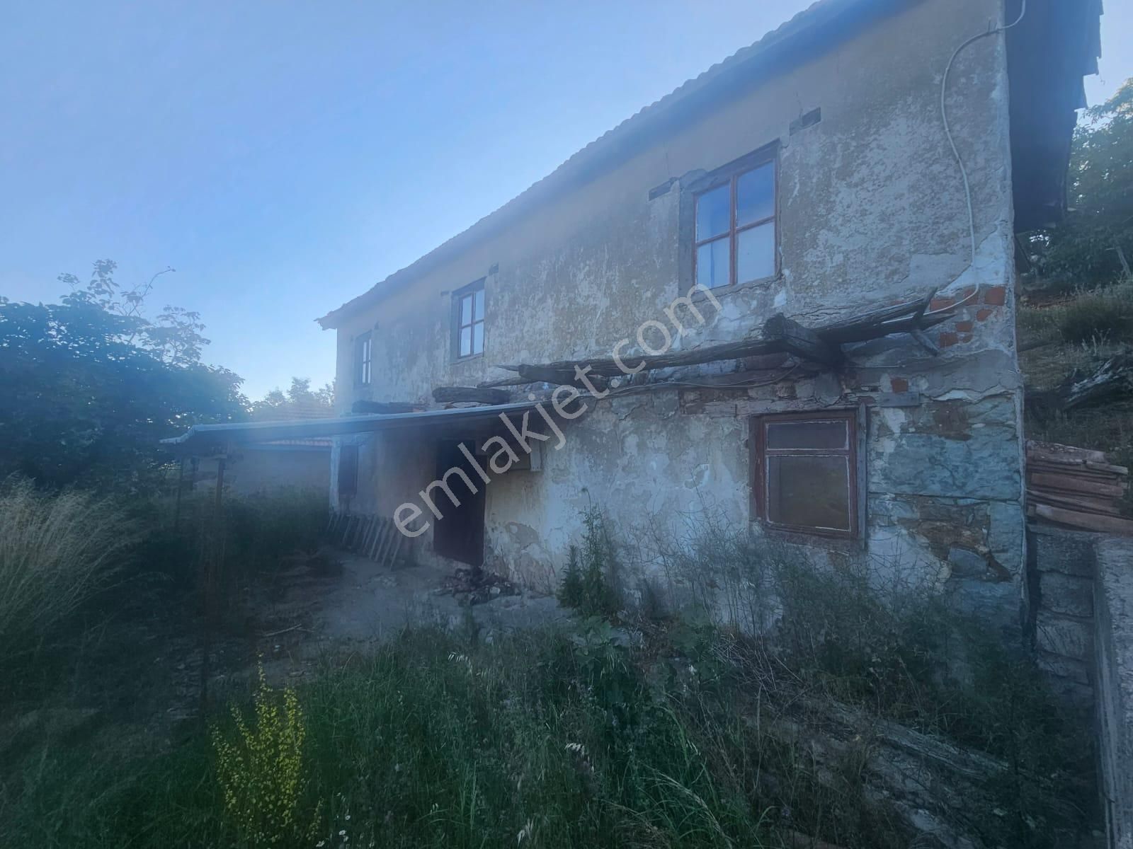 Burhaniye Kırtık M. 317 M2 Arsa İçerisinde Satılık 2 Adet Köyevi - Görsel 8