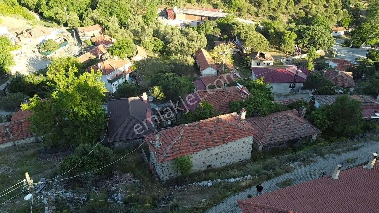 Burhaniye Kırtık M. 317 M2 Arsa İçerisinde Satılık 2 Adet Köyevi - Görsel 14