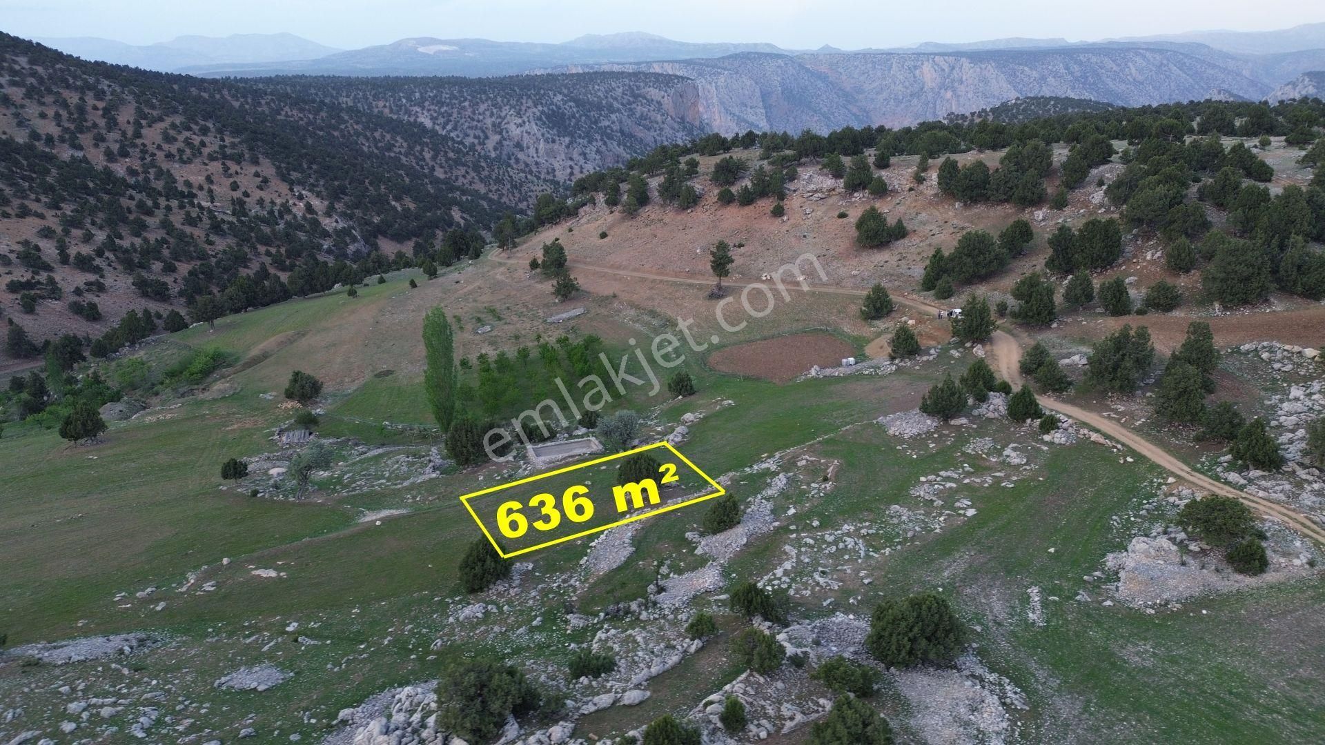 Karaman / Merkez / Yukarı Kızılca Mahallesinde 636 M² Müstakil Tapulu Tarla