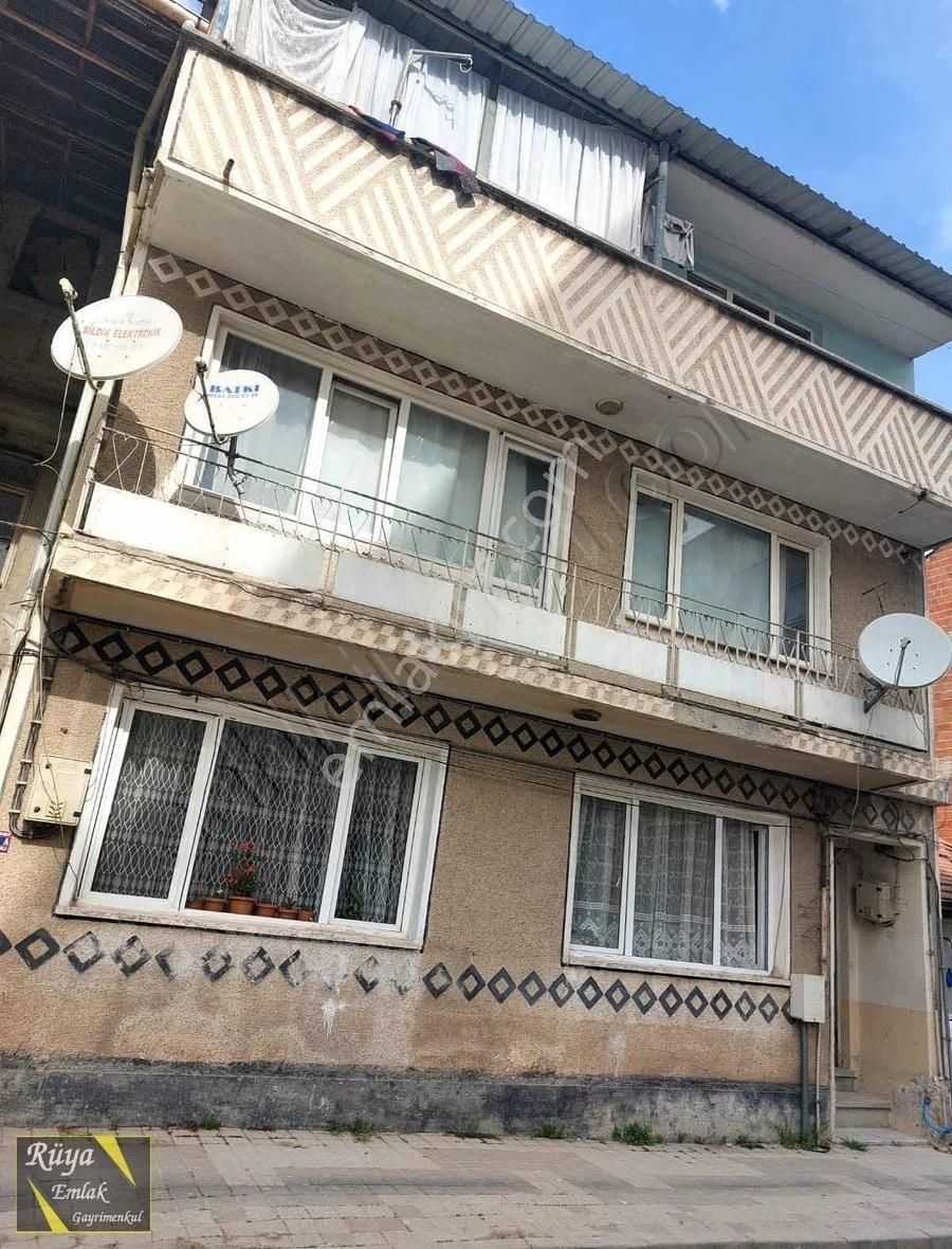 Satılık 3 Katlı Bina