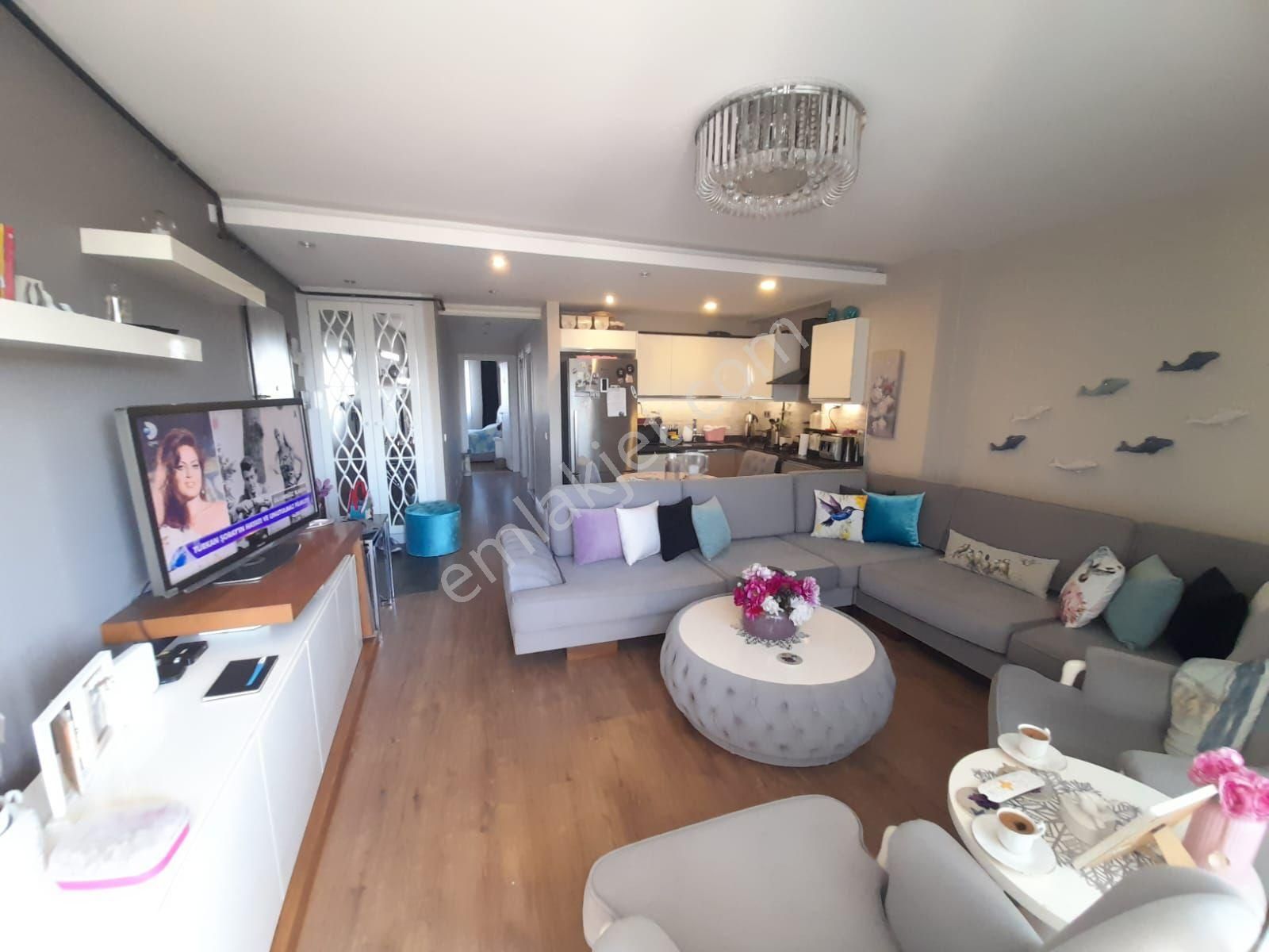 Gürselpaşa'da Sosyal Donatımlı Lüks Sitede 2+1 Kiralık Daire