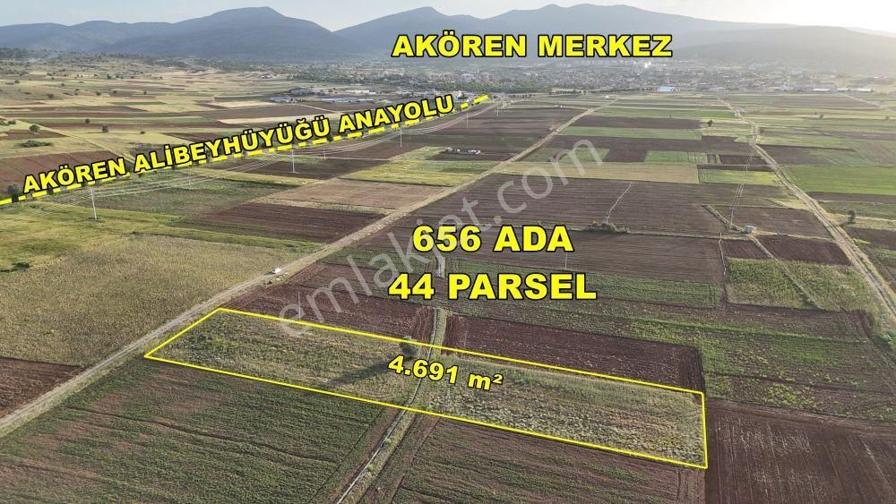 Akören / Tülce De Asfalta 200 Metre 4.691 M² Tarla