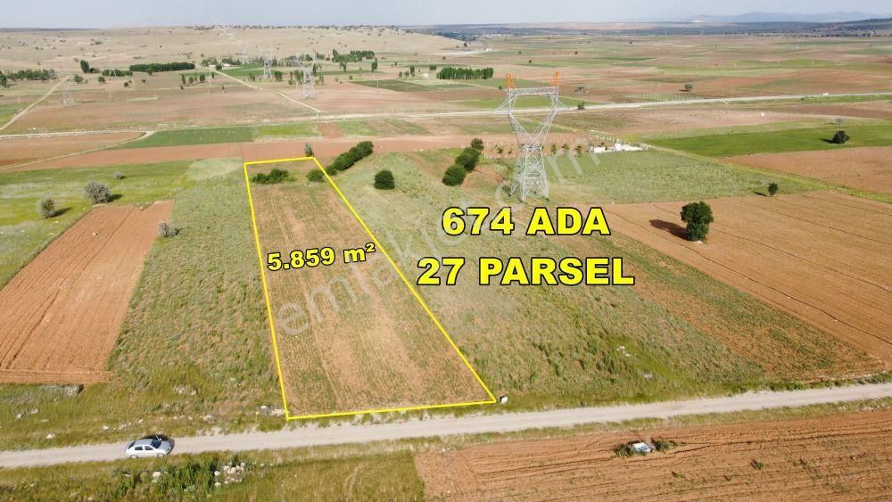 Konya / Akören / Tülce'de 5.859 M² Akören Merkezinde Tek Tapu Tarla
