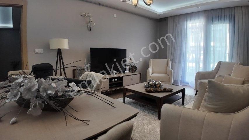 Menemen Ulus Mahallesinde 3+1 Full Eşyalı Satılık Daire - Görsel 32