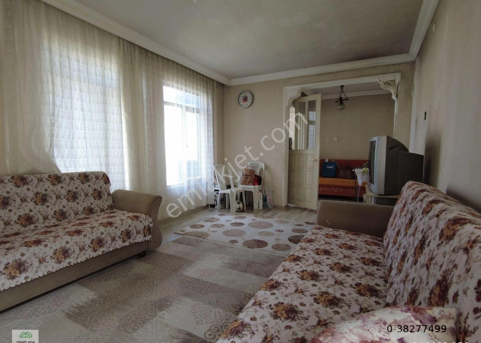 Kuşadası Merkezde 2+1 Eşyalı Kiralık Daire