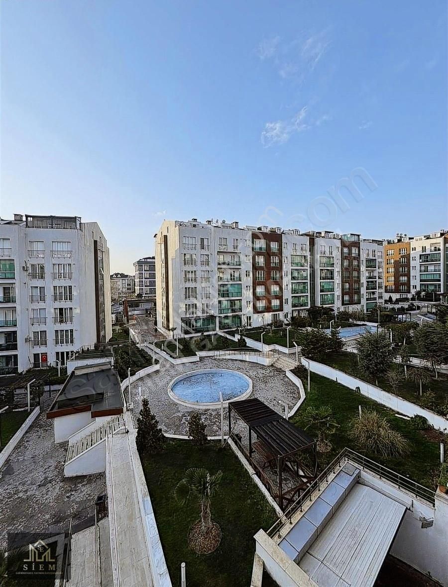 Siem'den Adnan Kahveci Ahenk Sitesi'nde 1+1 Kiralık Daire!