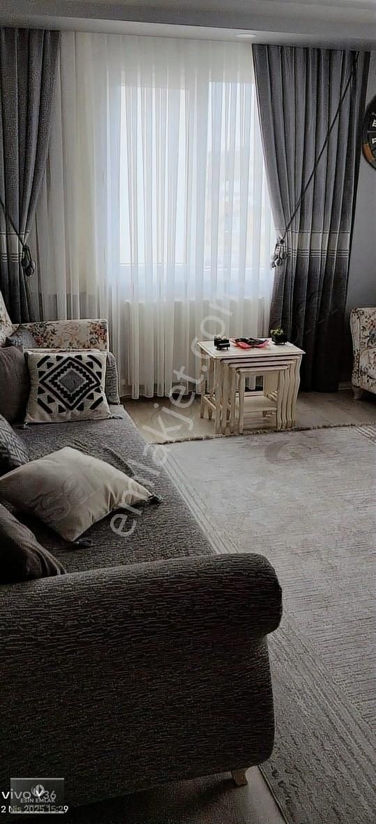 Ahmet Yesevi Mah Balkonlu Temiz Ferah 2+1 Satılık Daire