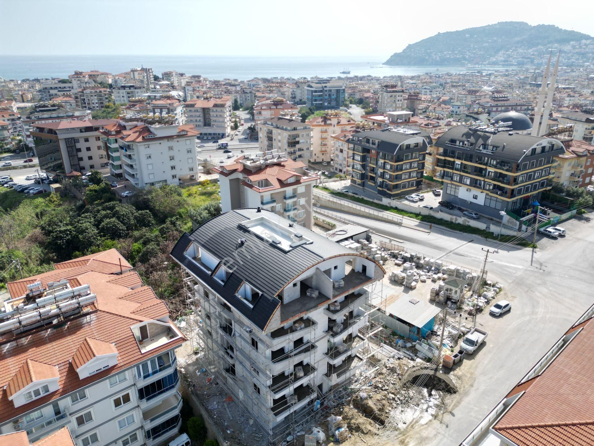 Alanya Büyükhasbahçede Satılık 4+1 Sıfır Lüks Dubleks Daire