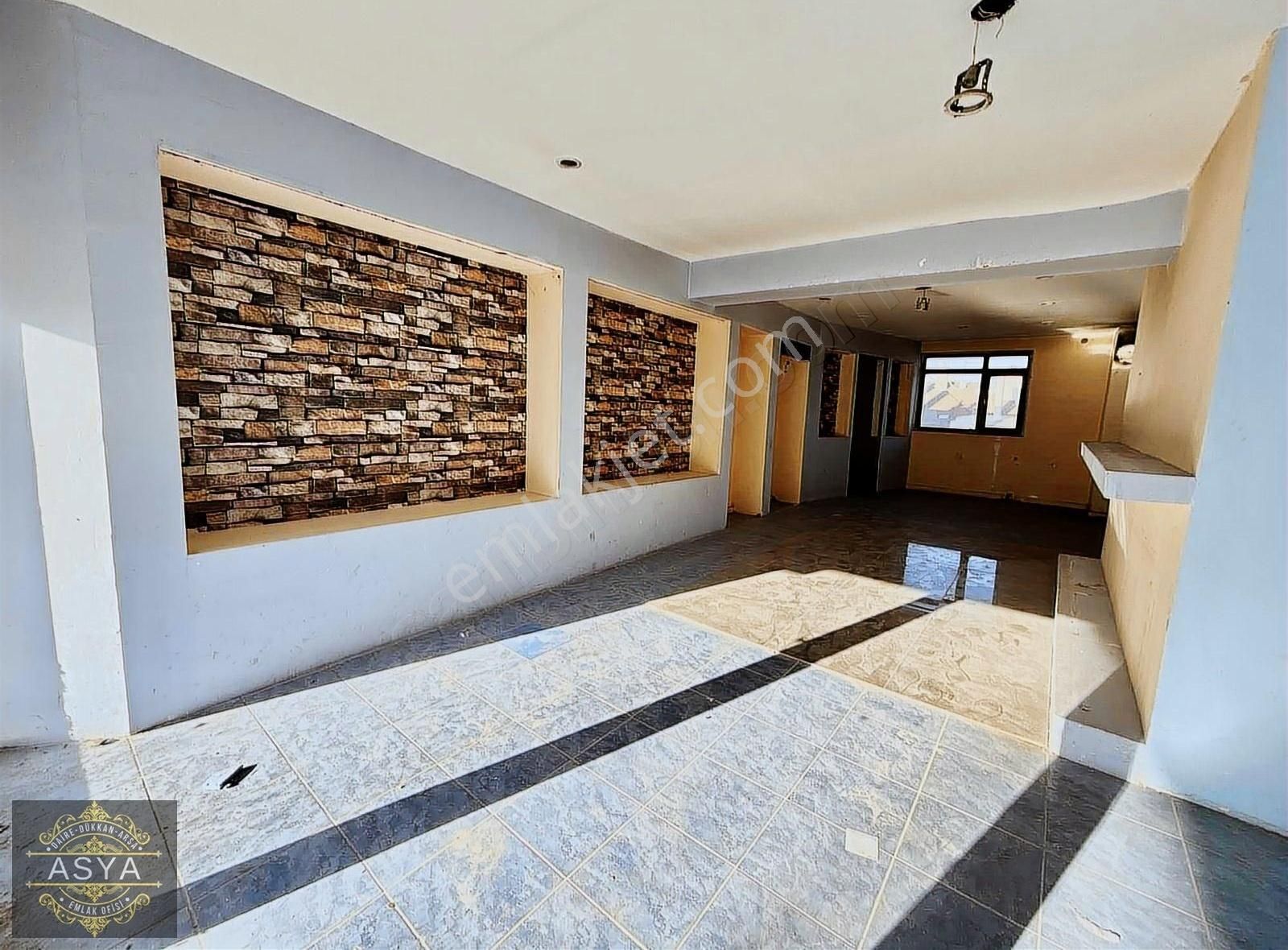 Kartaltepe Cadde Üzeri 110m2 2 Kapılı Ayak Yolu Üzerinde Satılık