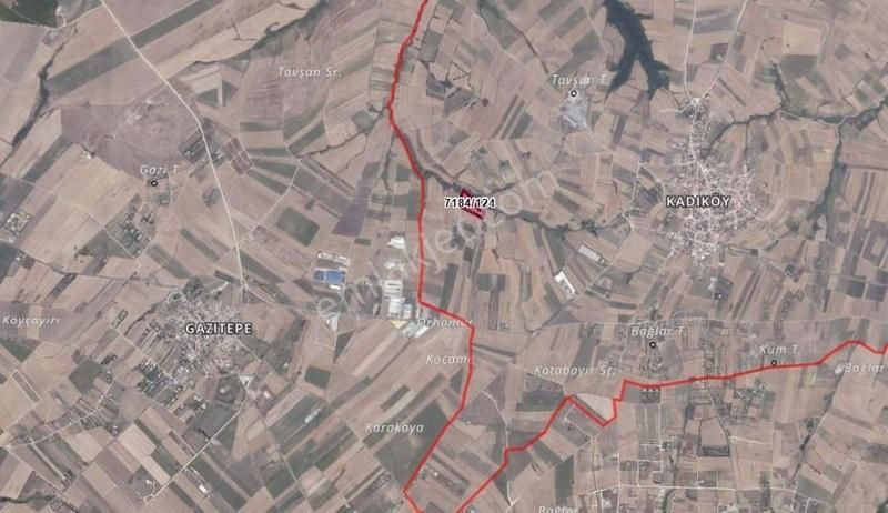 Silivri Kadıköyde 305 Metre Hisseli Tarla Köye Yakın Satılık