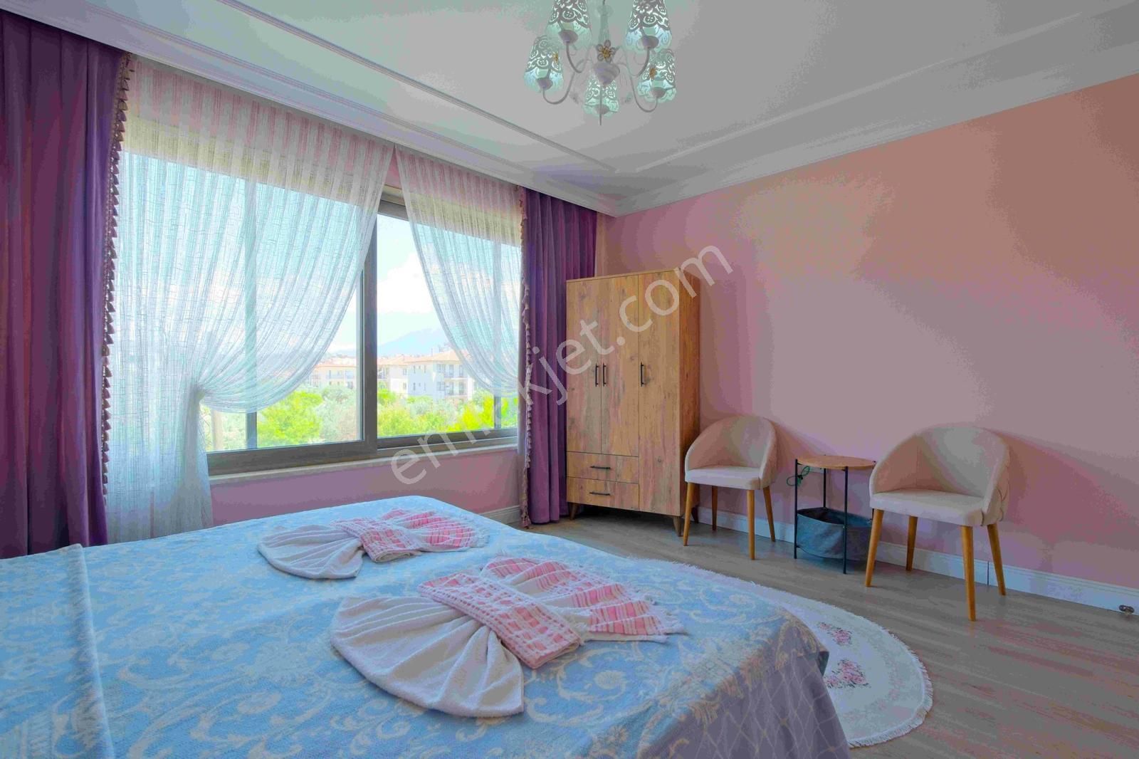 Stop’tan Karagedik 9+1 Lüks Konsept Villa - Görsel 29