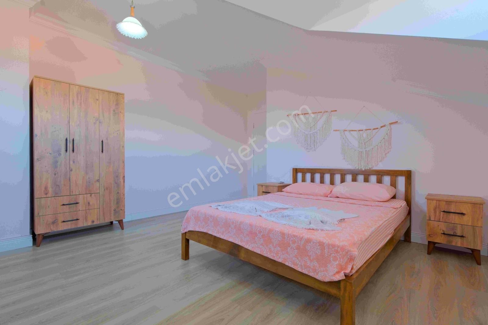 Stop’tan Karagedik 9+1 Lüks Konsept Villa - Görsel 22