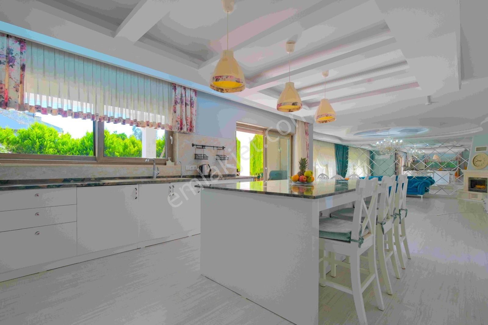 Stop’tan Karagedik 9+1 Lüks Konsept Villa - Görsel 8