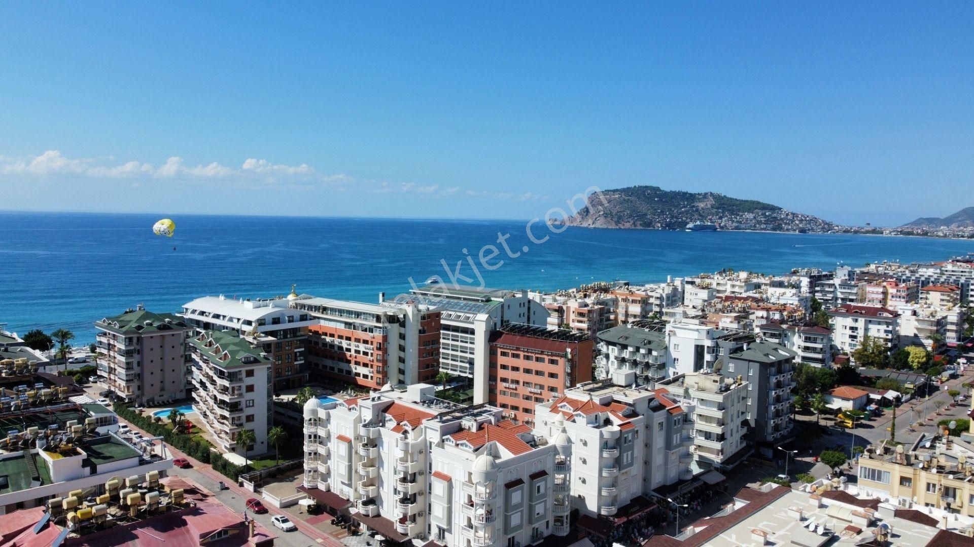 Alanya Obagöl Denize 75 Metre Mesafede 1+1 Mobilyalı Satılık Daire
