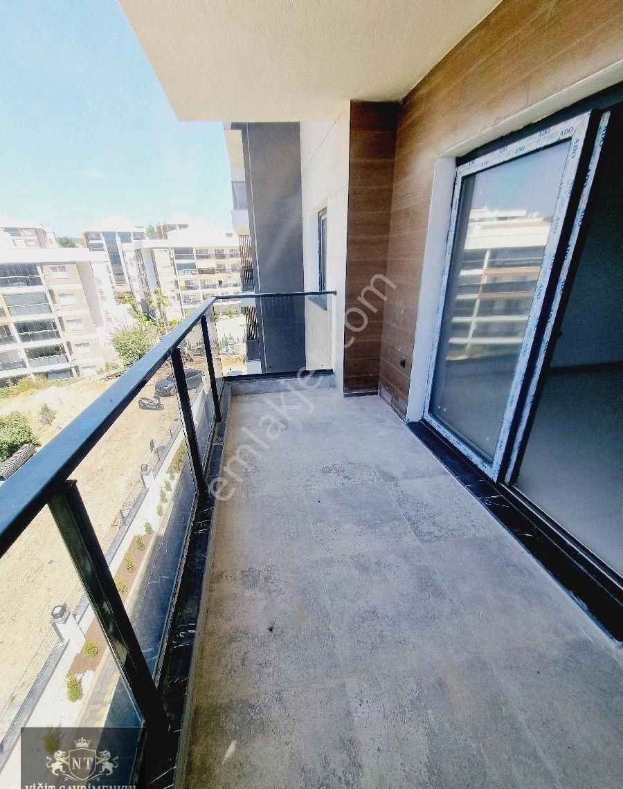 Kuşadası Degırmenderede 110 M2 Sıfır Manzaralı 2+1 Daıre - Görsel 8