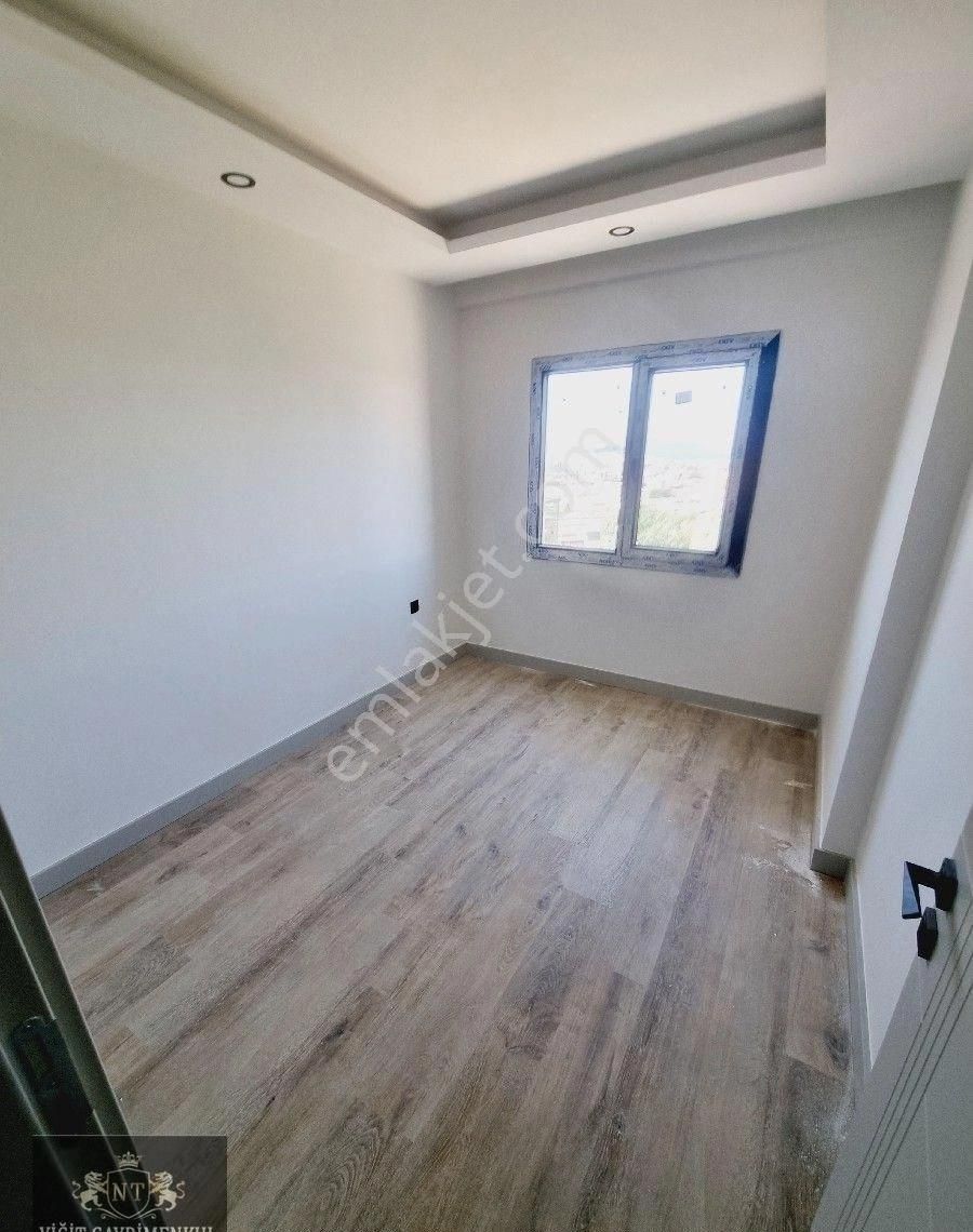 Kuşadası Degırmenderede 110 M2 Sıfır Manzaralı 2+1 Daıre - Görsel 16