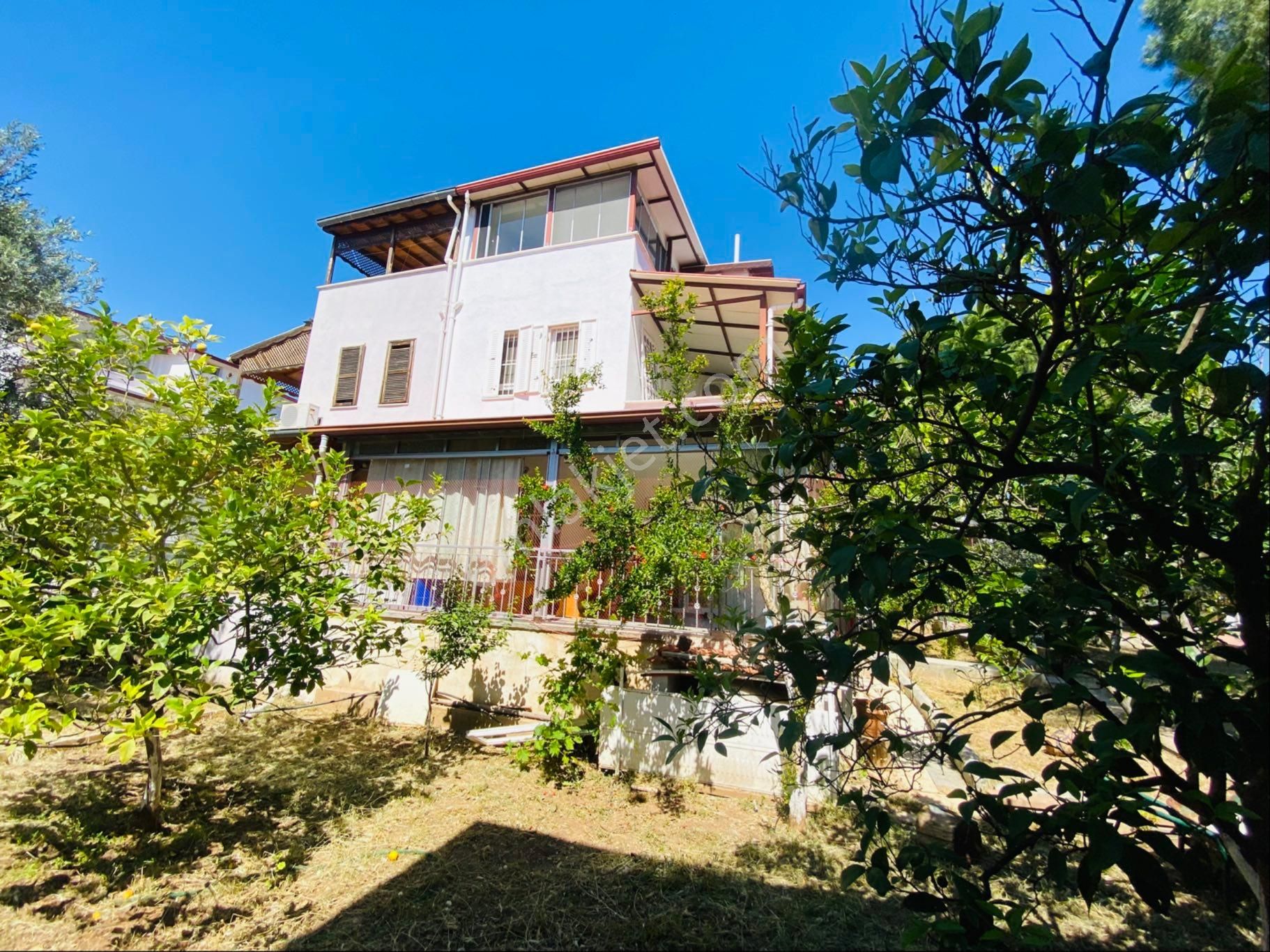 Didim Akbük’te Merkez’de 3+1 Bahçeli Yazlık