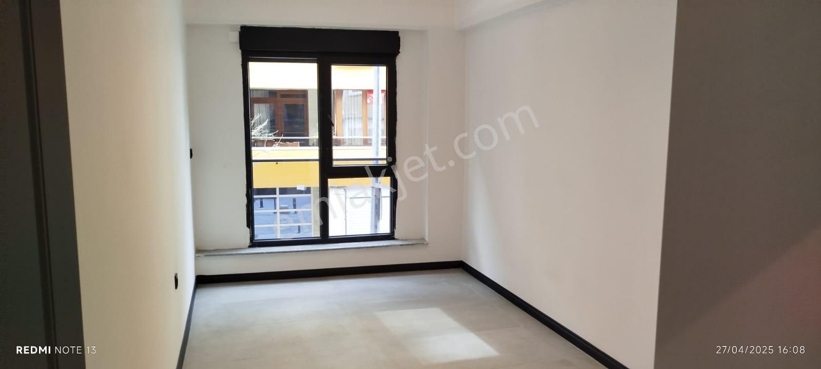 M-555 İstiklal Mahallesi 2+0 Sıfır Kiralık Daireler