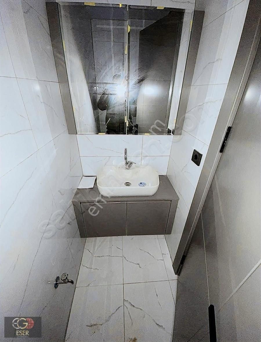 Ferhatlar Kolejine Komşu 140 M2 2+1 Ebeveyn Banyolu Daireler