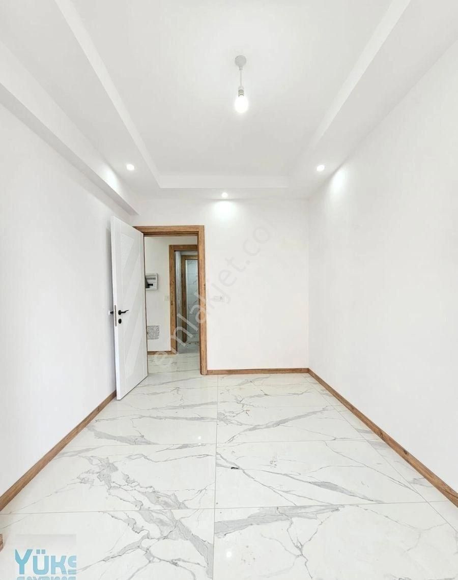 Denizli Gültepe De 120 M2 2+1 Caddeye Yakın Lüks Satılık Daireler