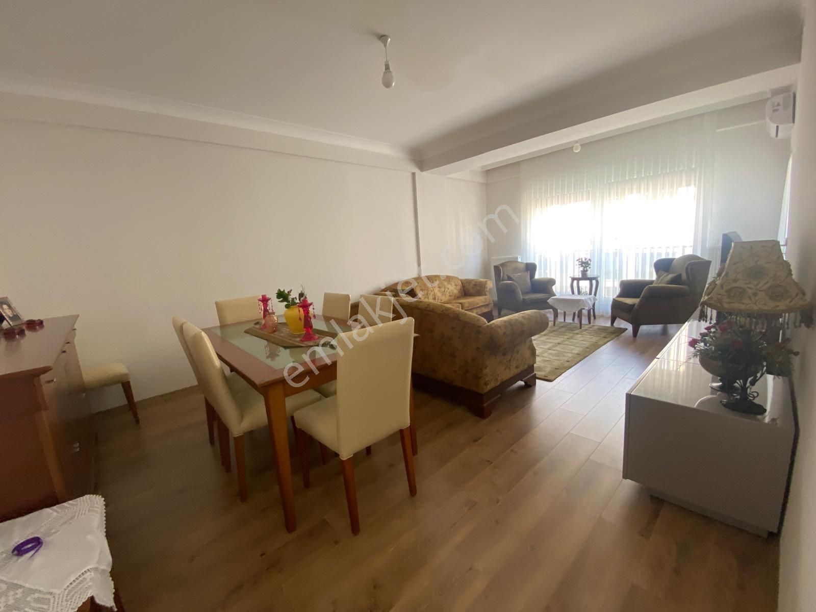 İstanbul House'dan Bahçelievler'de Yeni Binada 3+1 Ara Kat