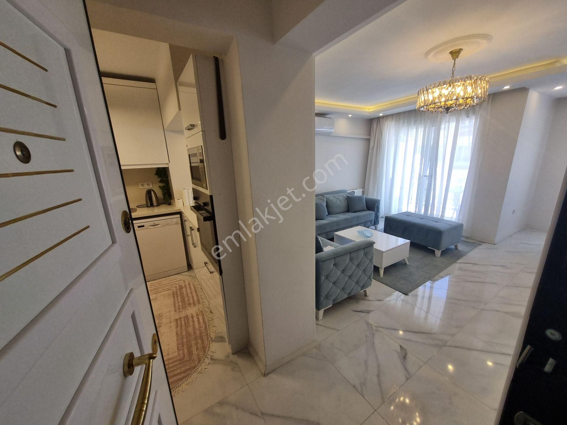 Bostanlı Yusuf Vardar Sk.’da Lüks Eşyalı 3+1 Kiralık Daire - Görsel 2