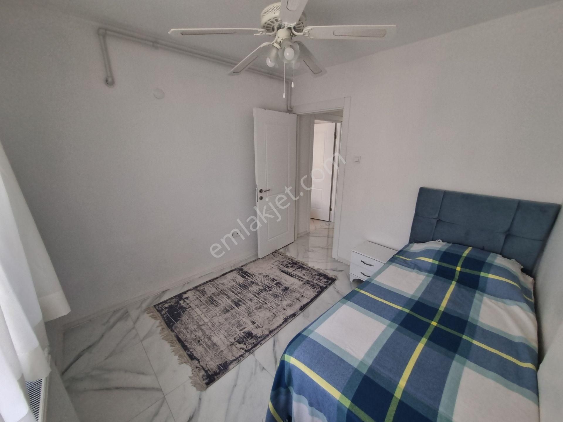 Bostanlı Yusuf Vardar Sk.’da Lüks Eşyalı 3+1 Kiralık Daire - Görsel 18