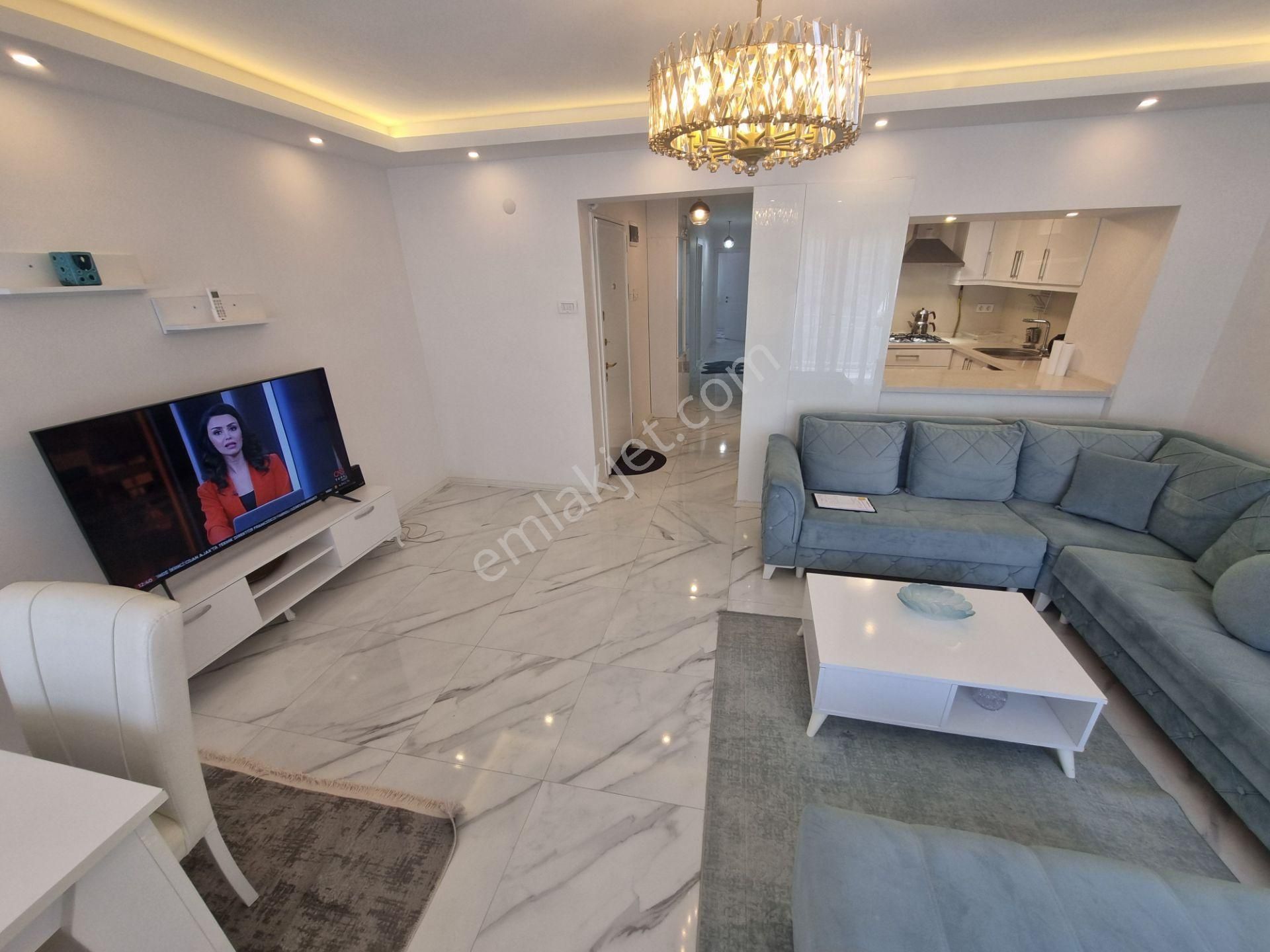 Bostanlı Yusuf Vardar Sk.’da Lüks Eşyalı 3+1 Kiralık Daire - Görsel 5