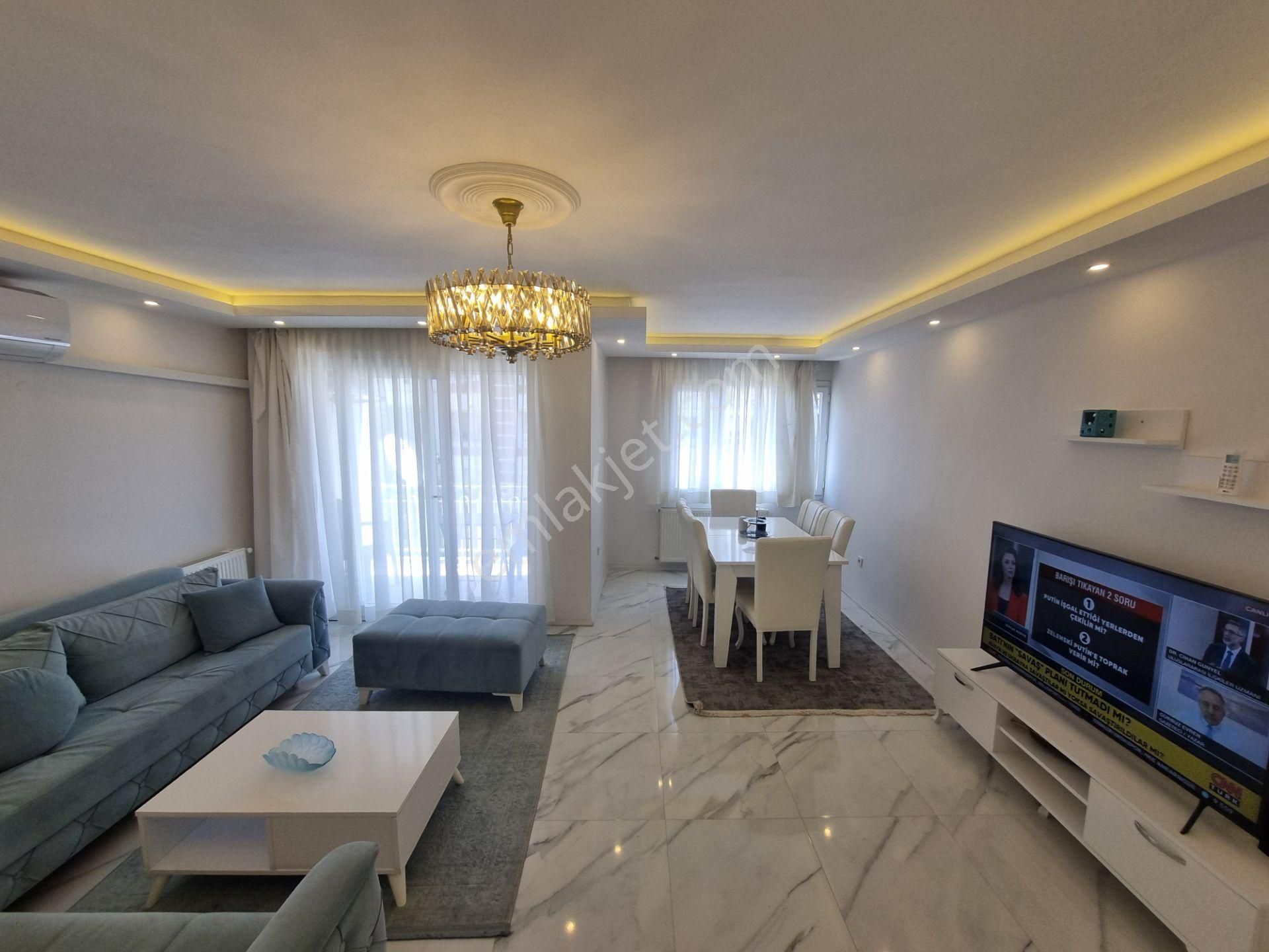 Bostanlı Yusuf Vardar Sk.’da Lüks Eşyalı 3+1 Kiralık Daire - Görsel 3