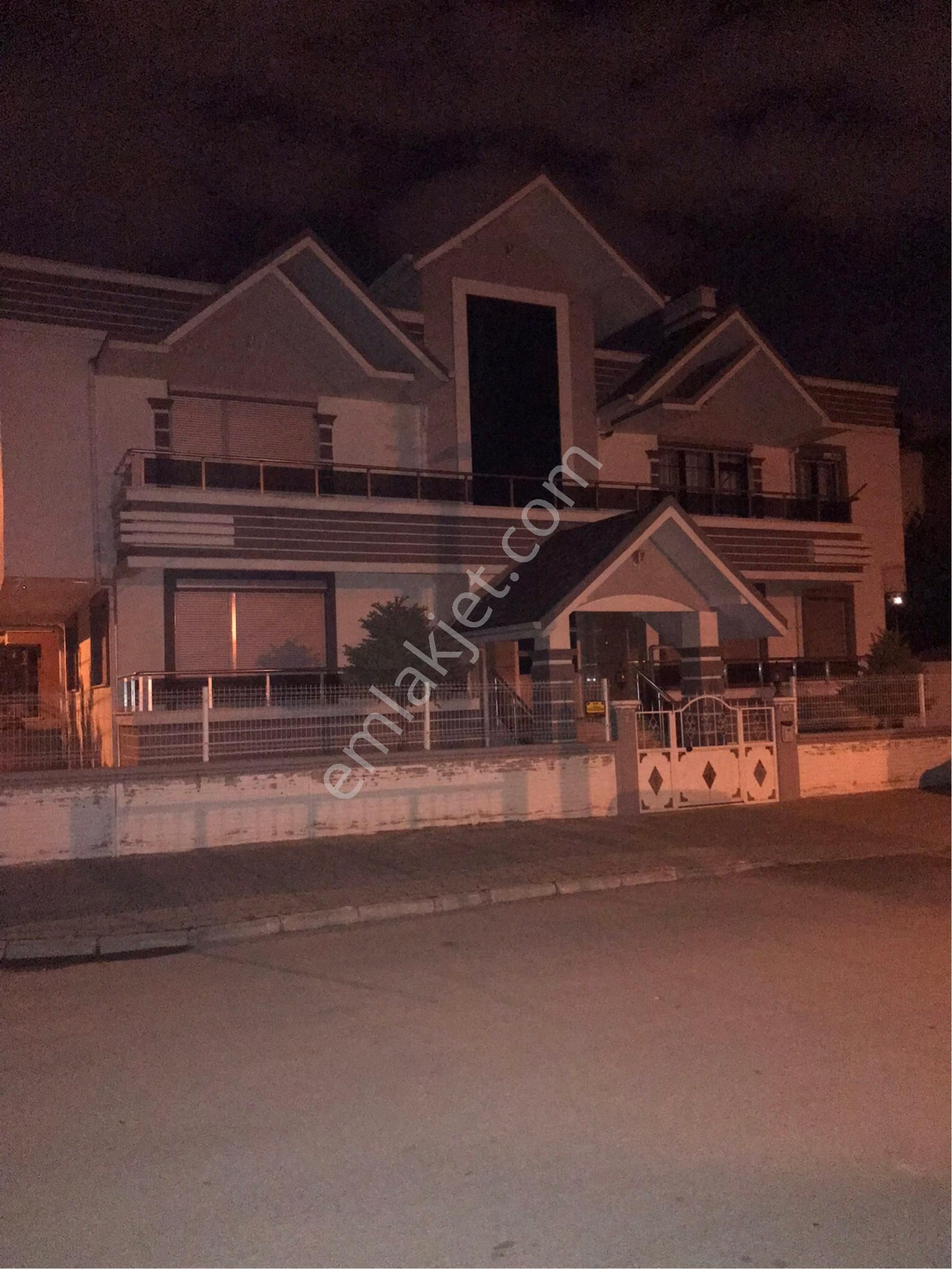Dumlupınar Mahallesinde Kiralık Daire