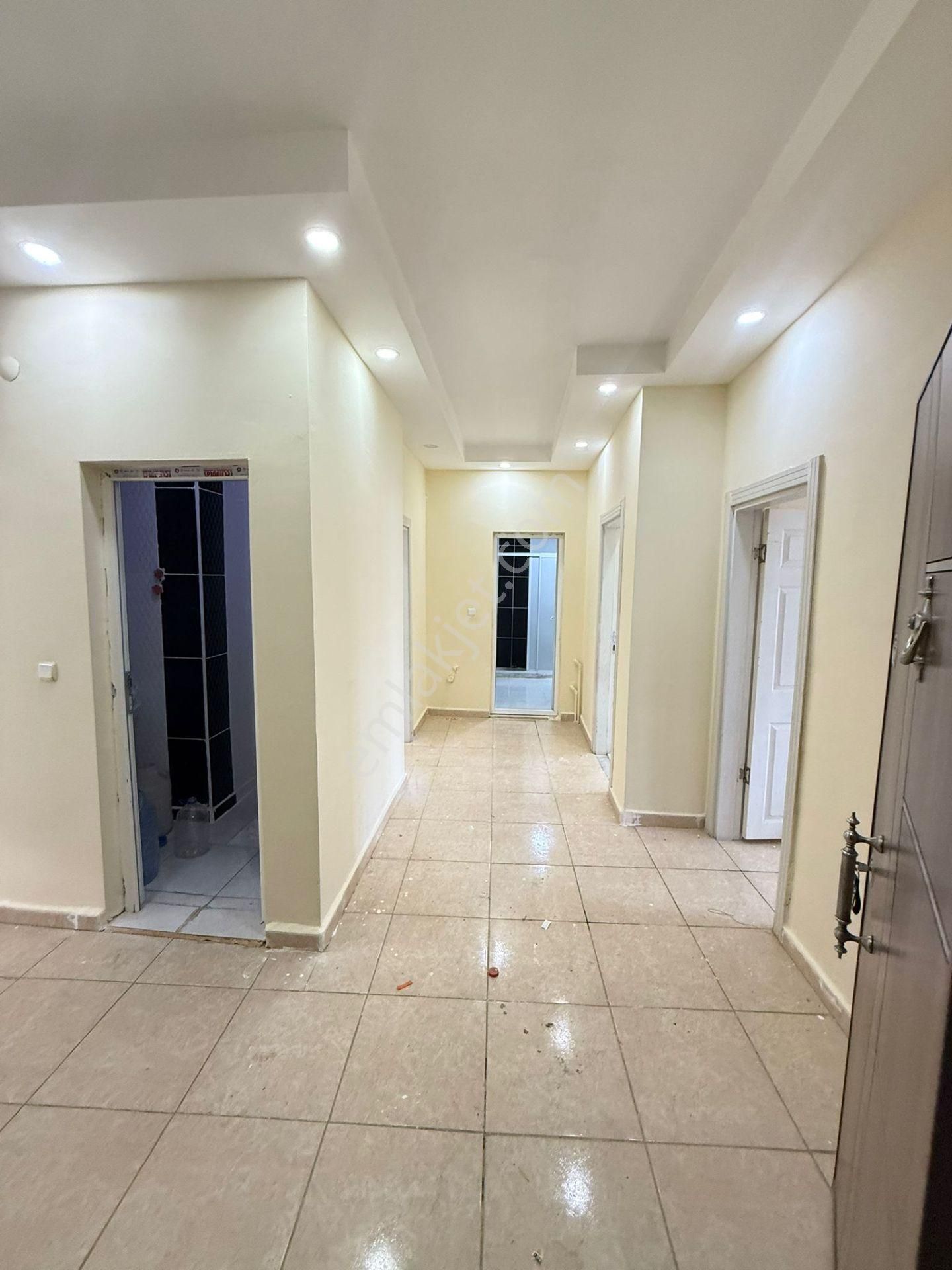 Barak Emlak'tan Merkezi Konumda Kiralık 2+1 Teras Dairemiz