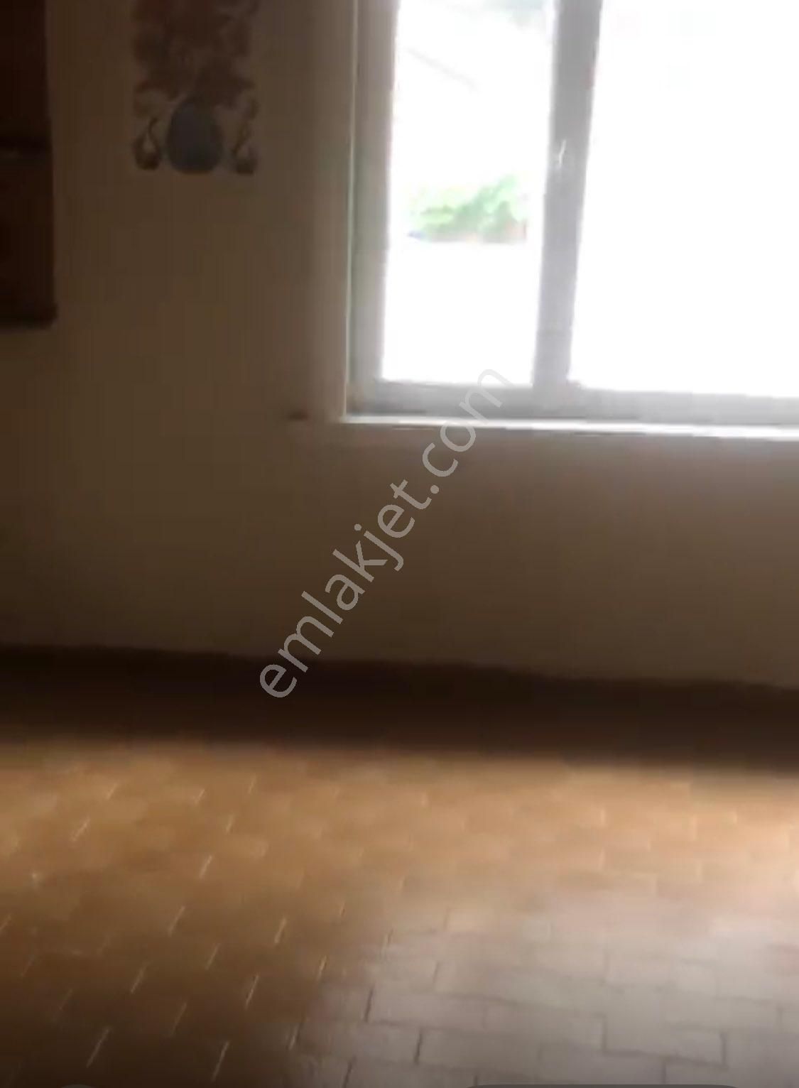 Gültepe Harmantepe De Kiralık Sobalı Ara Kat 2+1 Daire