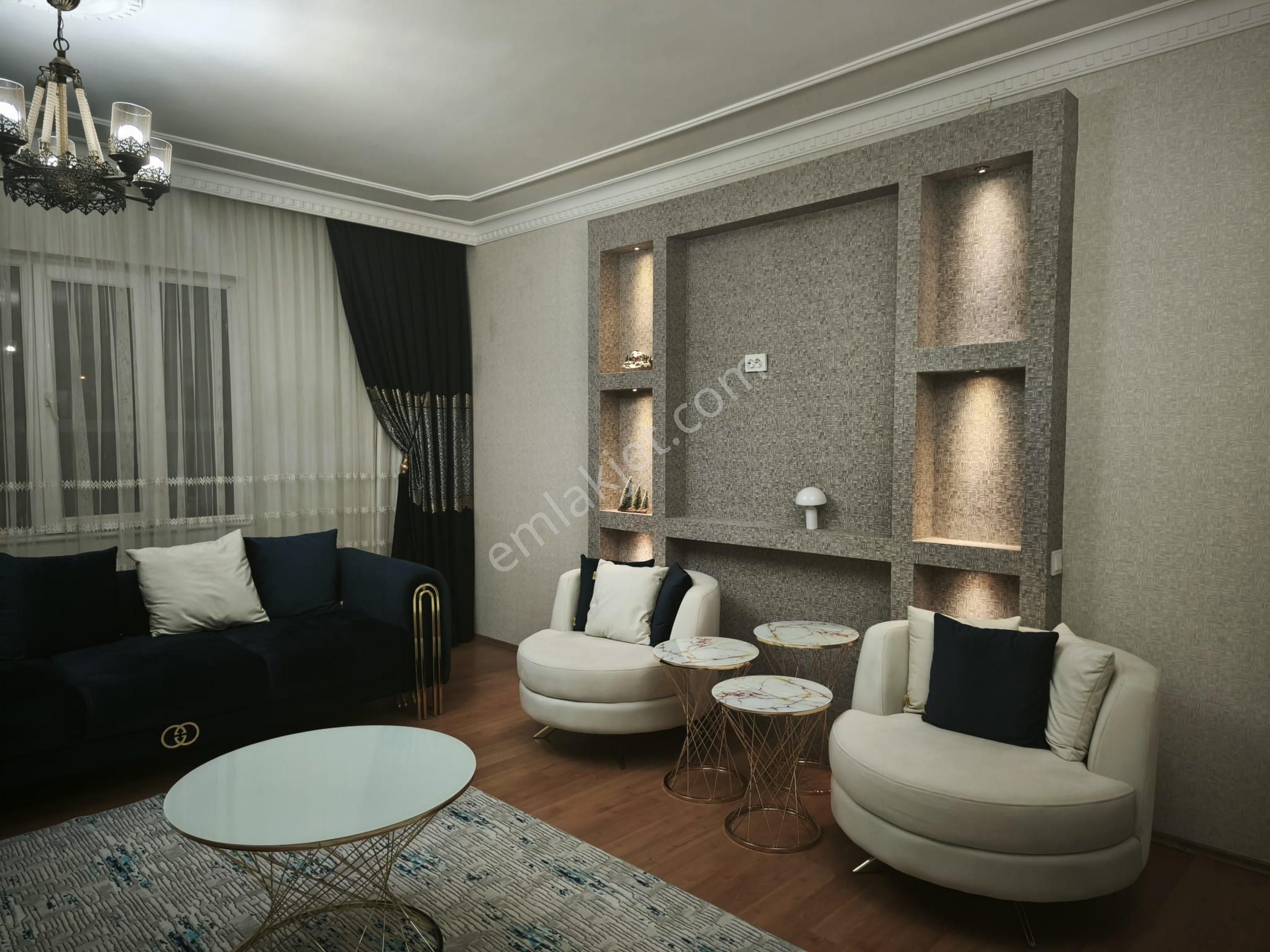 Kent Meydanı Arkası Satılık Daire 4+1