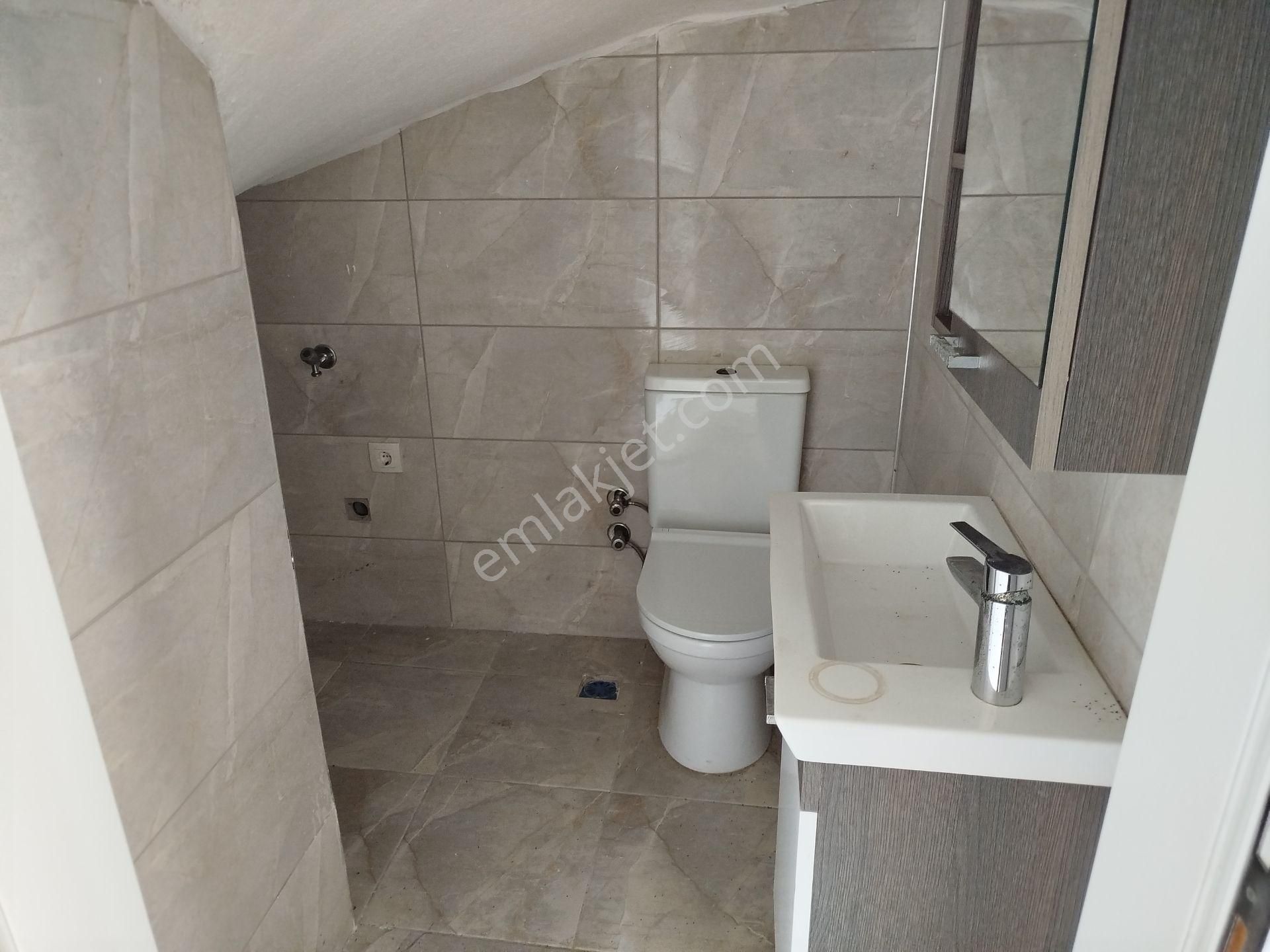 Seferihisar Ürkmezde Özel Bahçeli Otoparklı 2+1 Bahçe Dubleks - Görsel 5