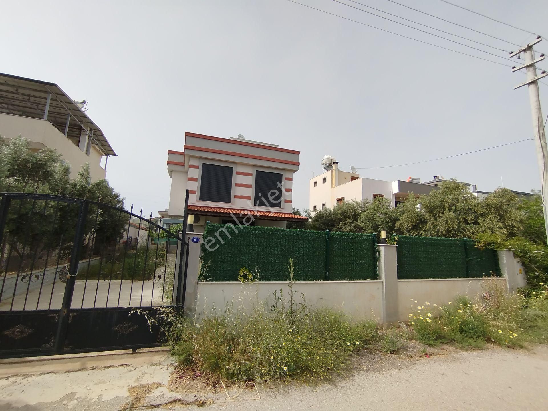 Seferihisar Ürkmezde Özel Bahçeli Otoparklı 2+1 Bahçe Dubleks - Görsel 3