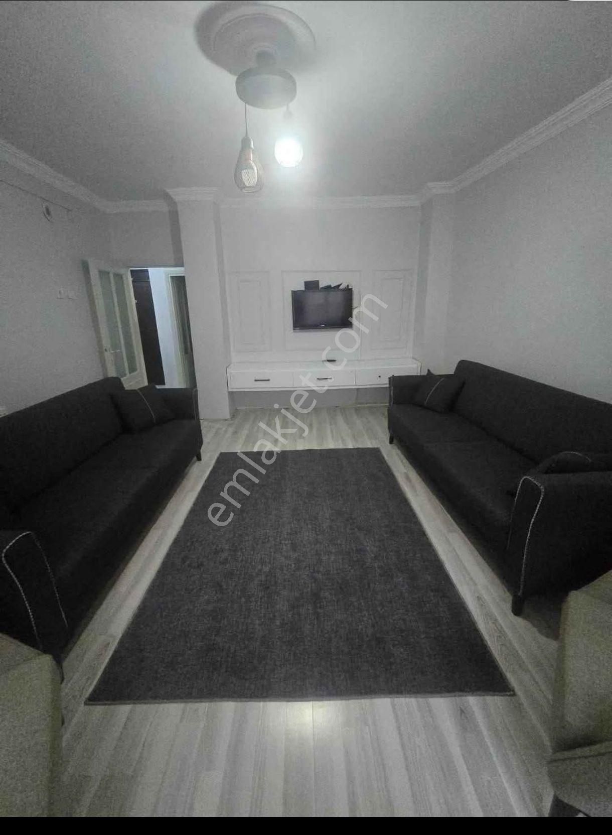 Ceren Gayrimenkulden Cumhuriyet Mahallesinde Satılık Daire