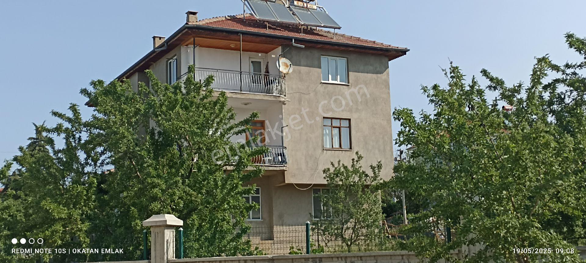 Çavdır Merkez'de 1+2 Katlı Apartman - Görsel 5