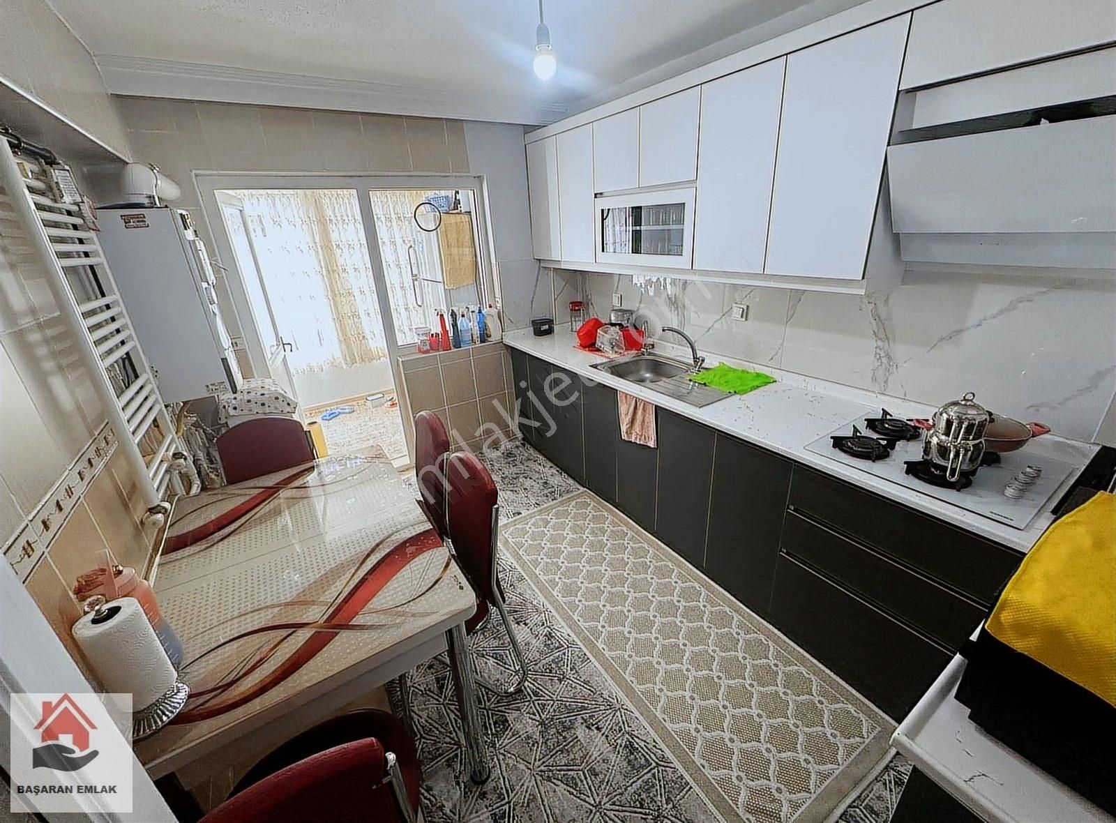 Tandoğan Mahallesinde 3+1 Full Yapılı Ara Kat Daire