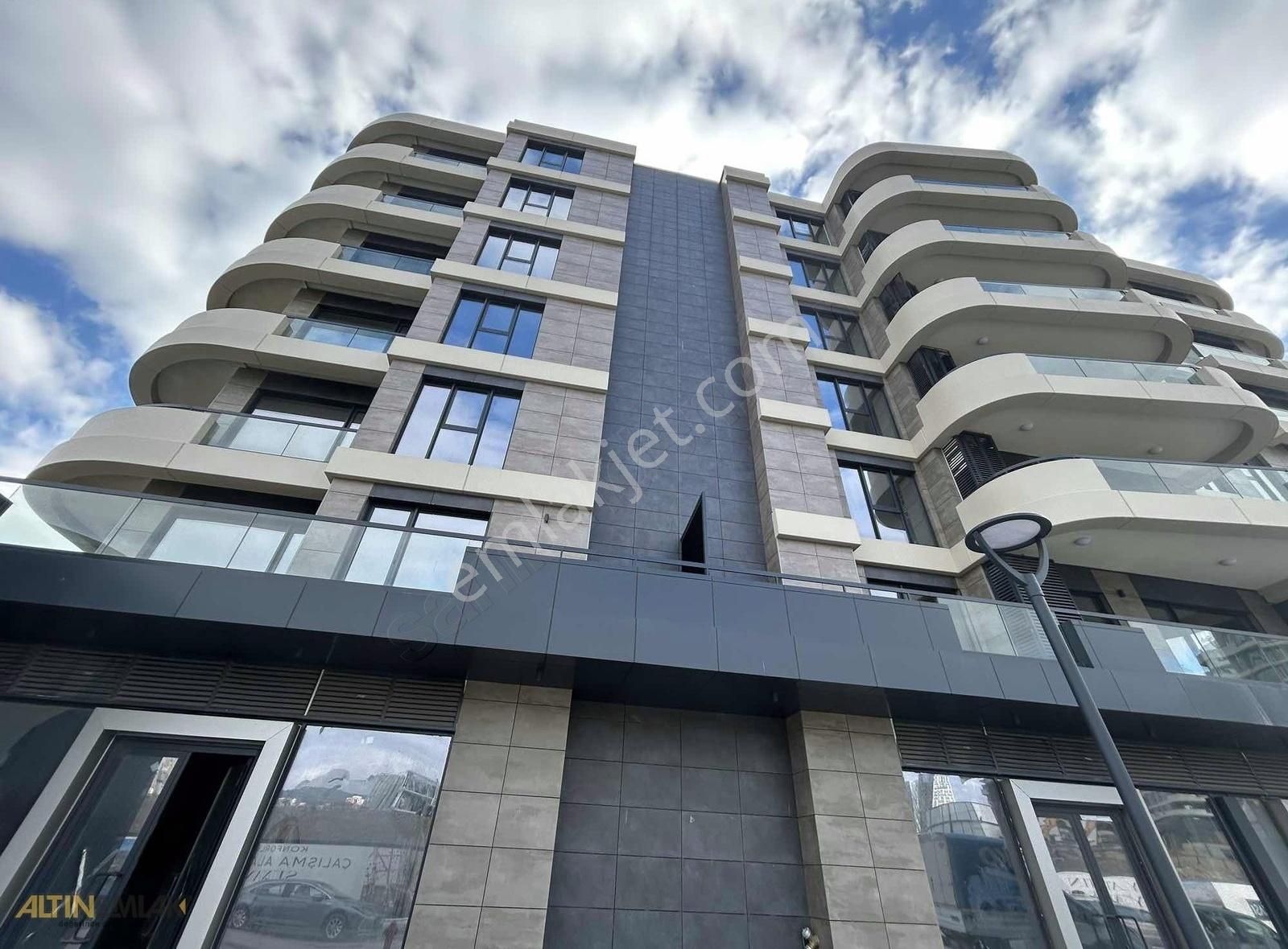Kartal Emlak Konut Batı Yakası Satılık 2+1 Deniz Manzaralı Daire