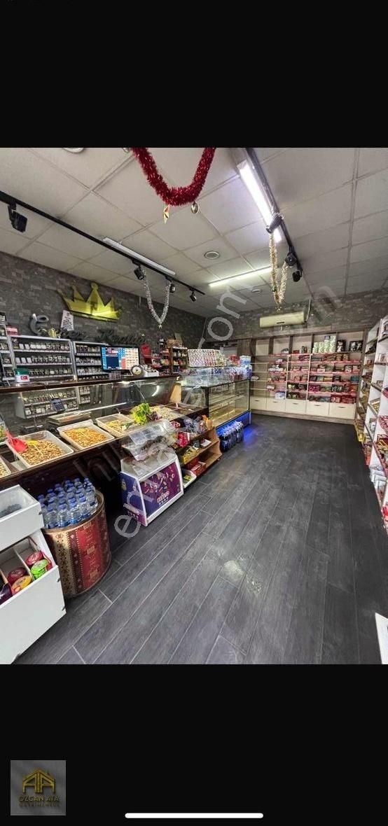 Özcan Atadan Keykubatta Yüksek Cirolu Devren Kiralık Dükkan