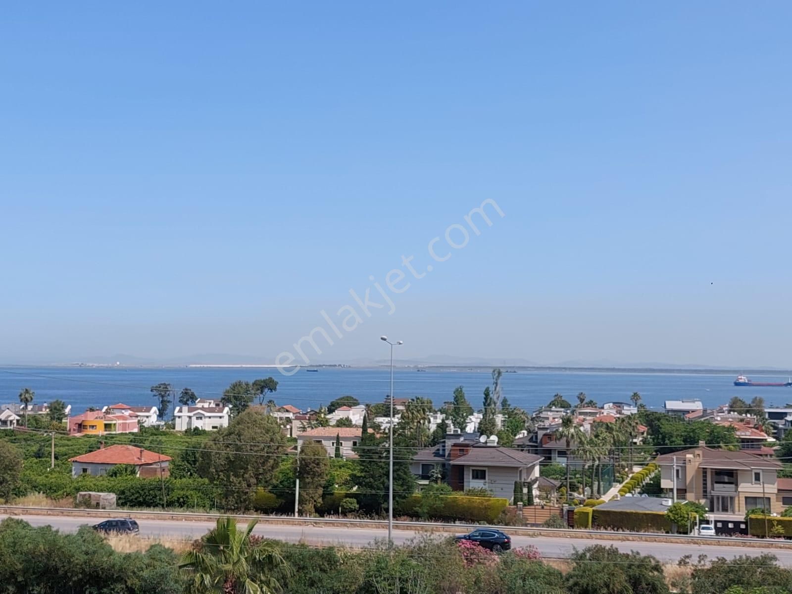 Narlıdere Cadde Üzeri, Deniz Manzaralı,köşe 3+1 Arakat Daire