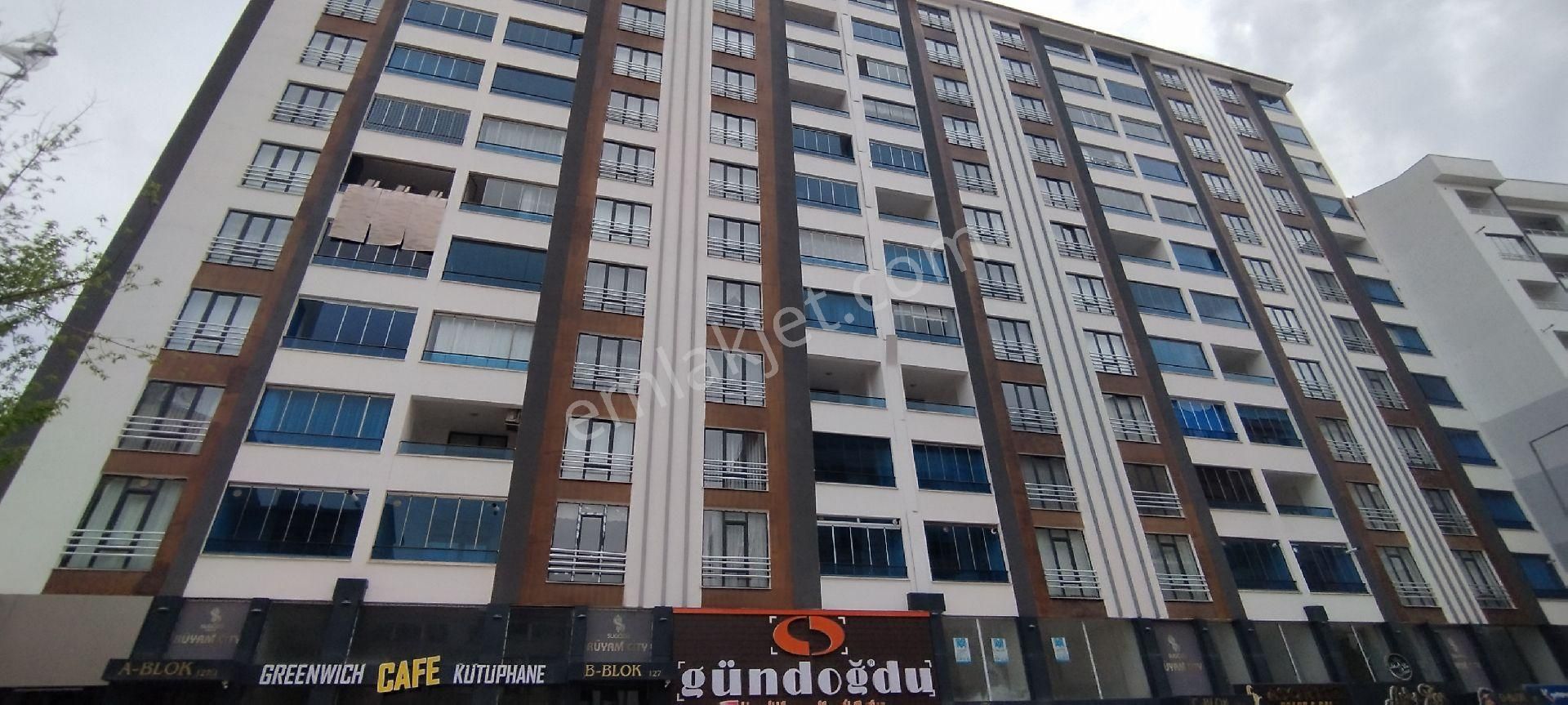 Üniversitesi Mahallesinde Fırsat Kupon 3+1 Satılık Daire