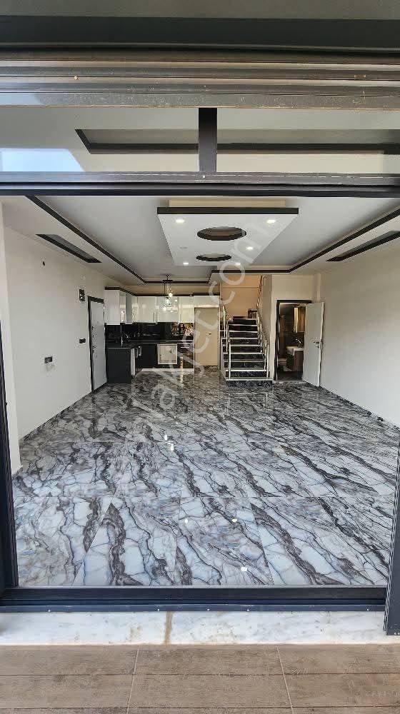Didim Efeler Mahallesi'nde Satılık Villa