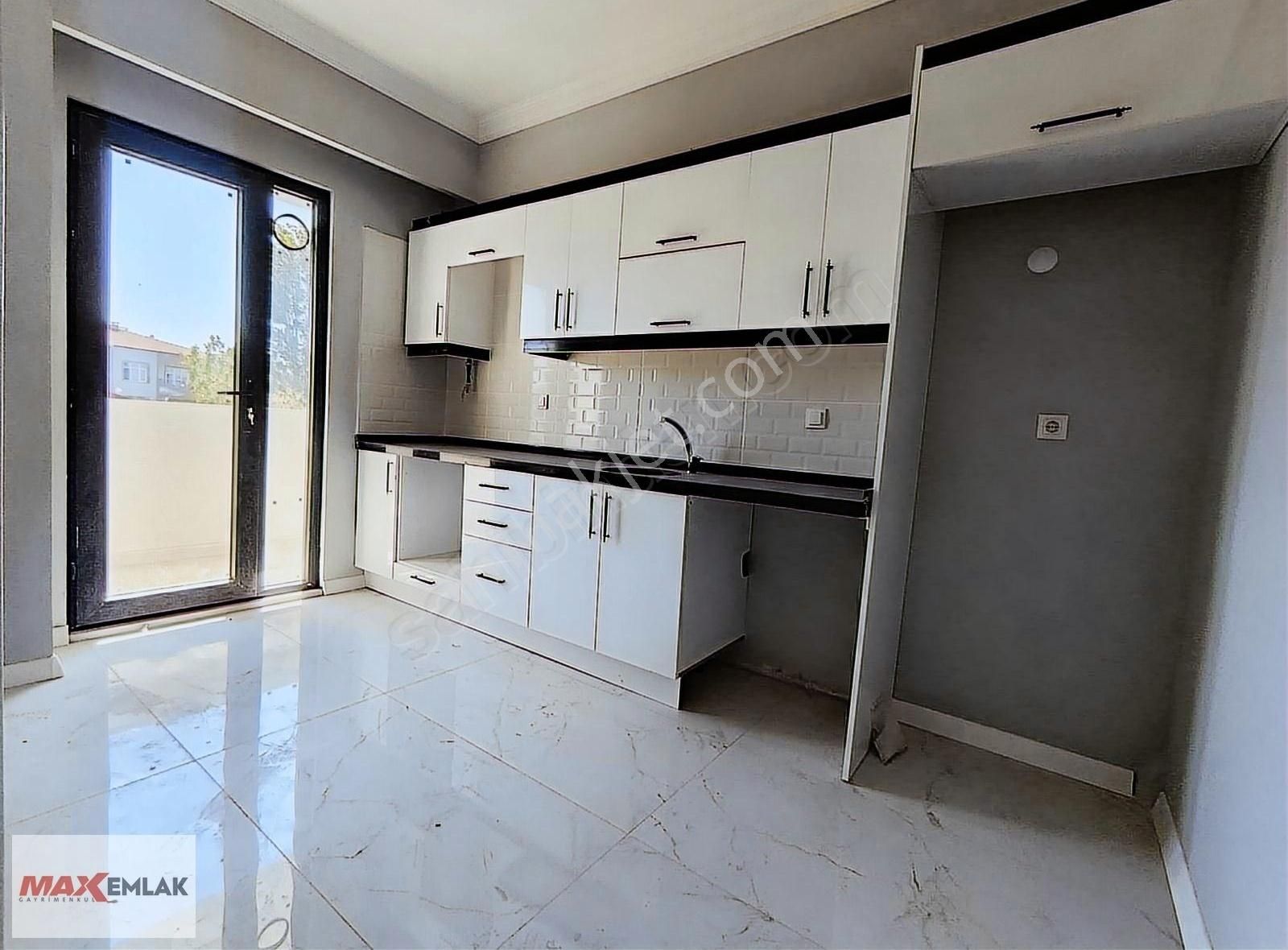 Max Emlak'dan Sırasöğütler Mh'de 4+1 150m² Satılık Dublex