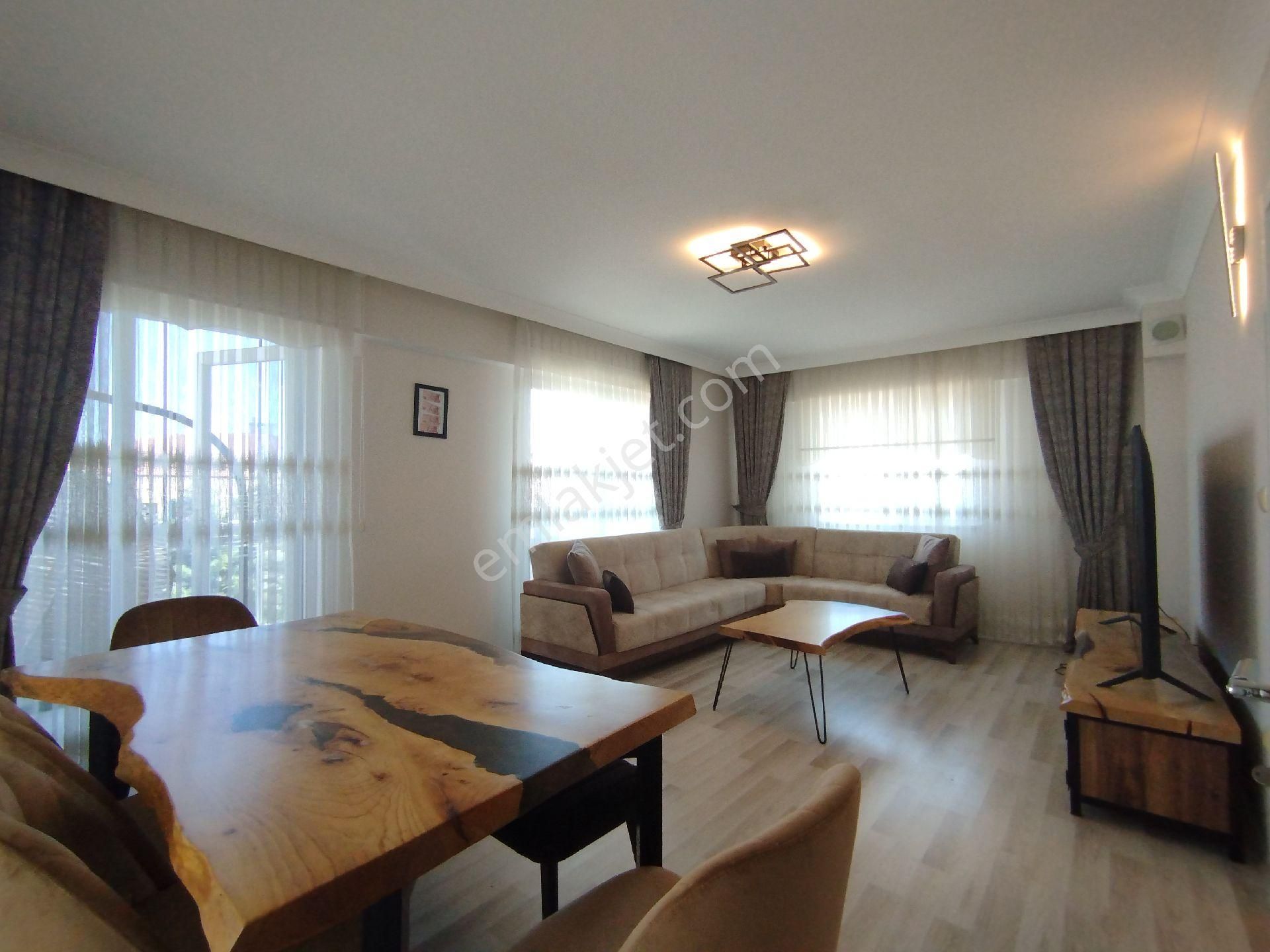 Remaxhür Yeşim Kara'dan 3+1 Ebeveyn Banyolu Açık Otoparklı Geniş Ferah Daire