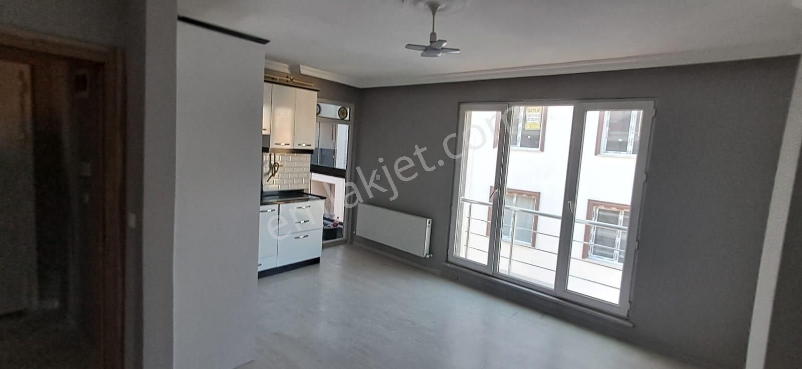 Ekşioğlu 'dan Tekirdağ Süleymanpaşa Çınarlı Mahallesi Satılık Daire 2+1