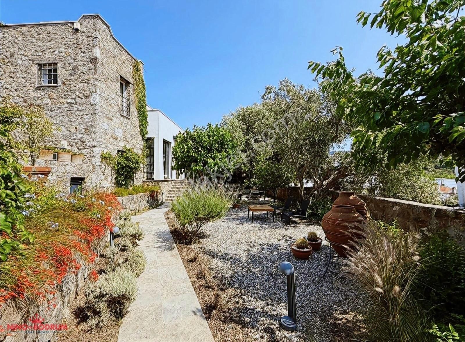 Gundoğanda Kiralık İzole Taş Villa