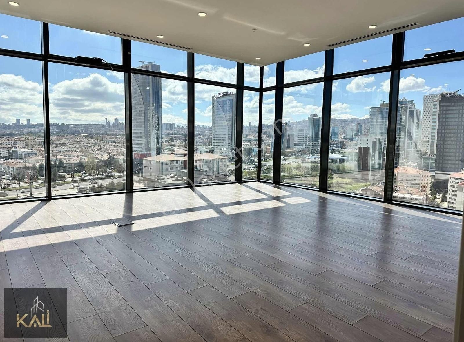 1071 Plaza'da 3+1 100 M2 Çift Cephe Ofis Kali A.ş.
