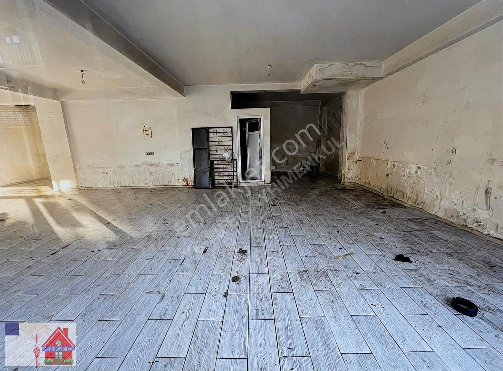 İlbade Mah Sanayi Yakını 170 M2 Kiralık Dükkan